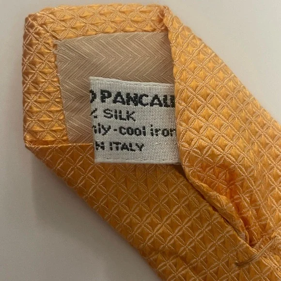 Vitaliano Pancaldi Elegant Silk Tie Orange Made in Italy